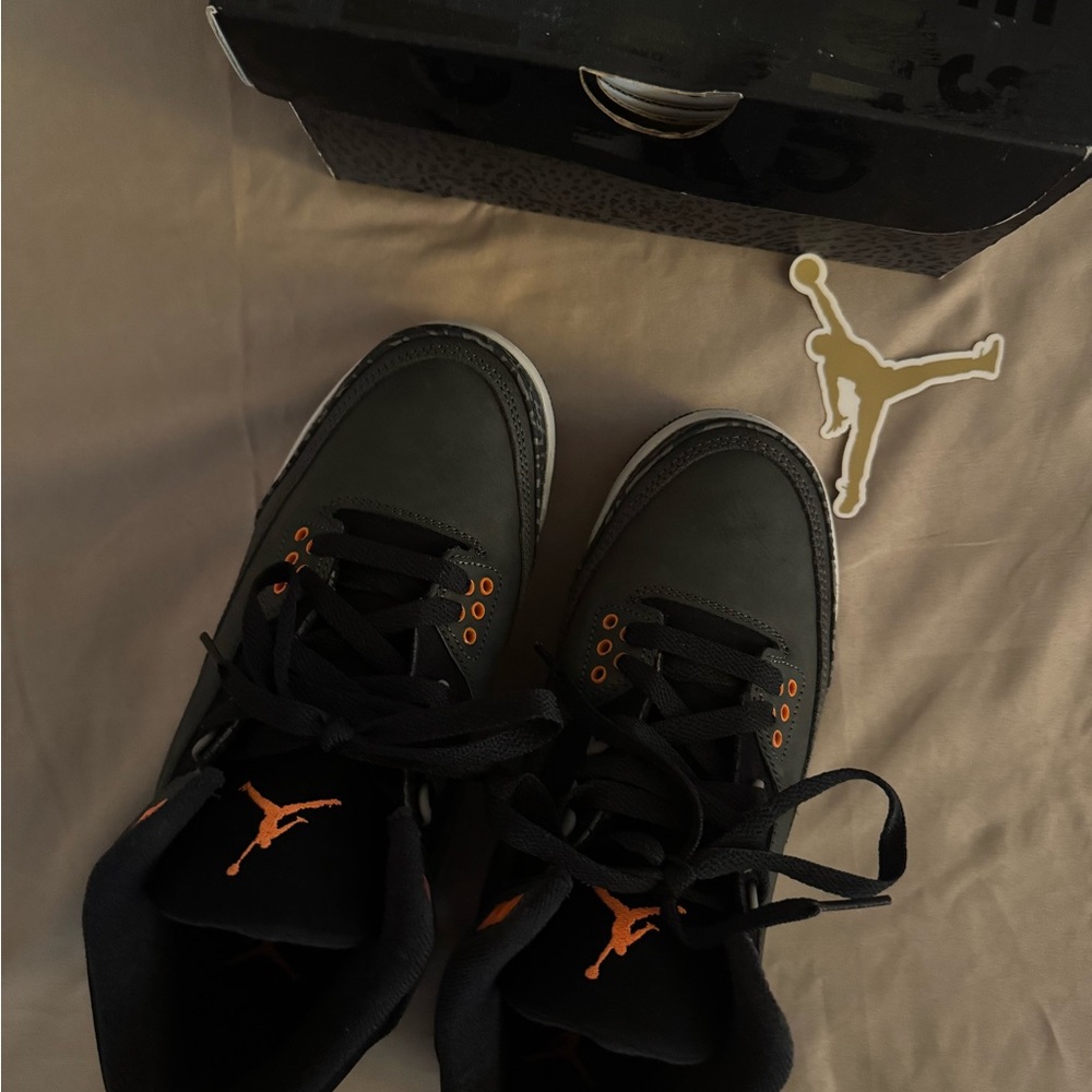 Jordan 3 Retro “Fear Pack”
